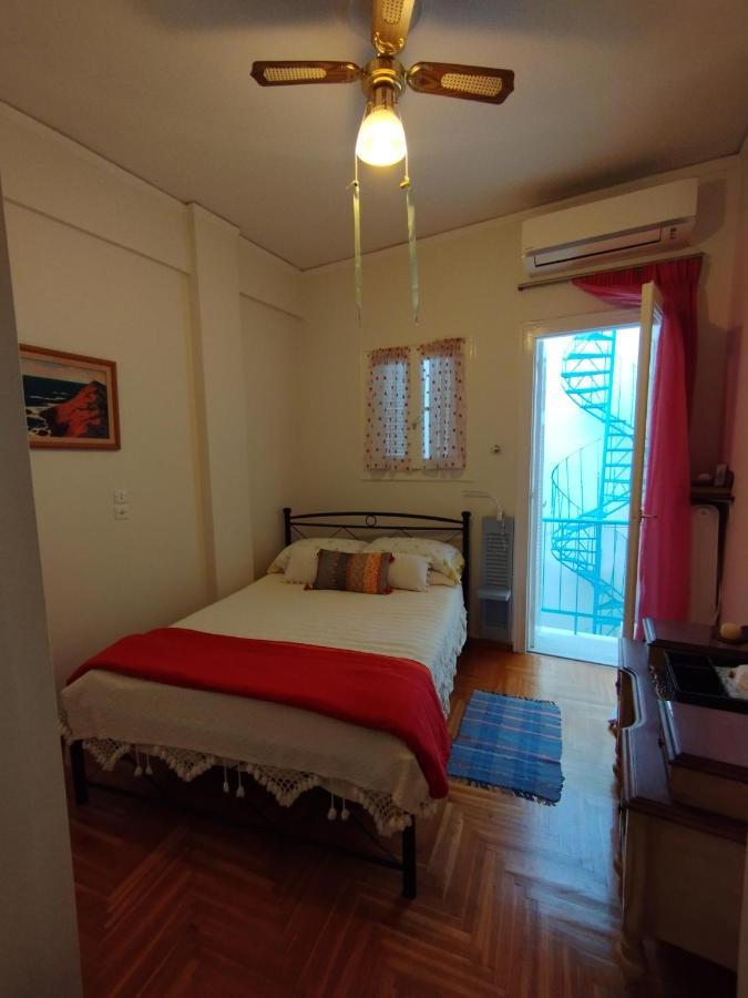 Appartement Mia'S Seaside Penthouse - Panoramic View à Le Pirée Extérieur photo